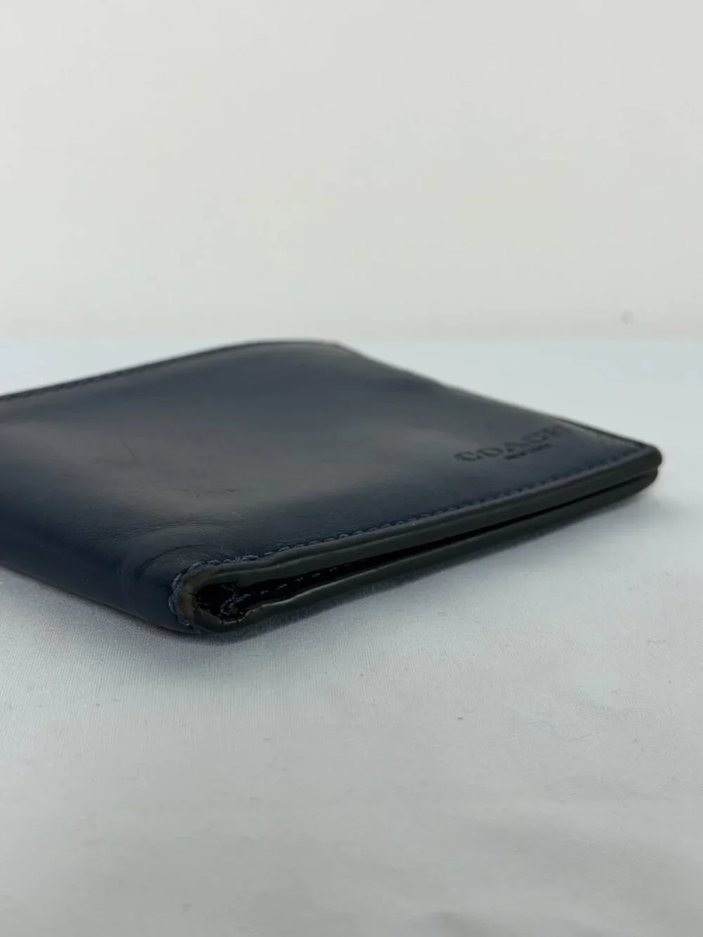 COACH Leather Colorblock Slim Billfold Wallet Navy Blue